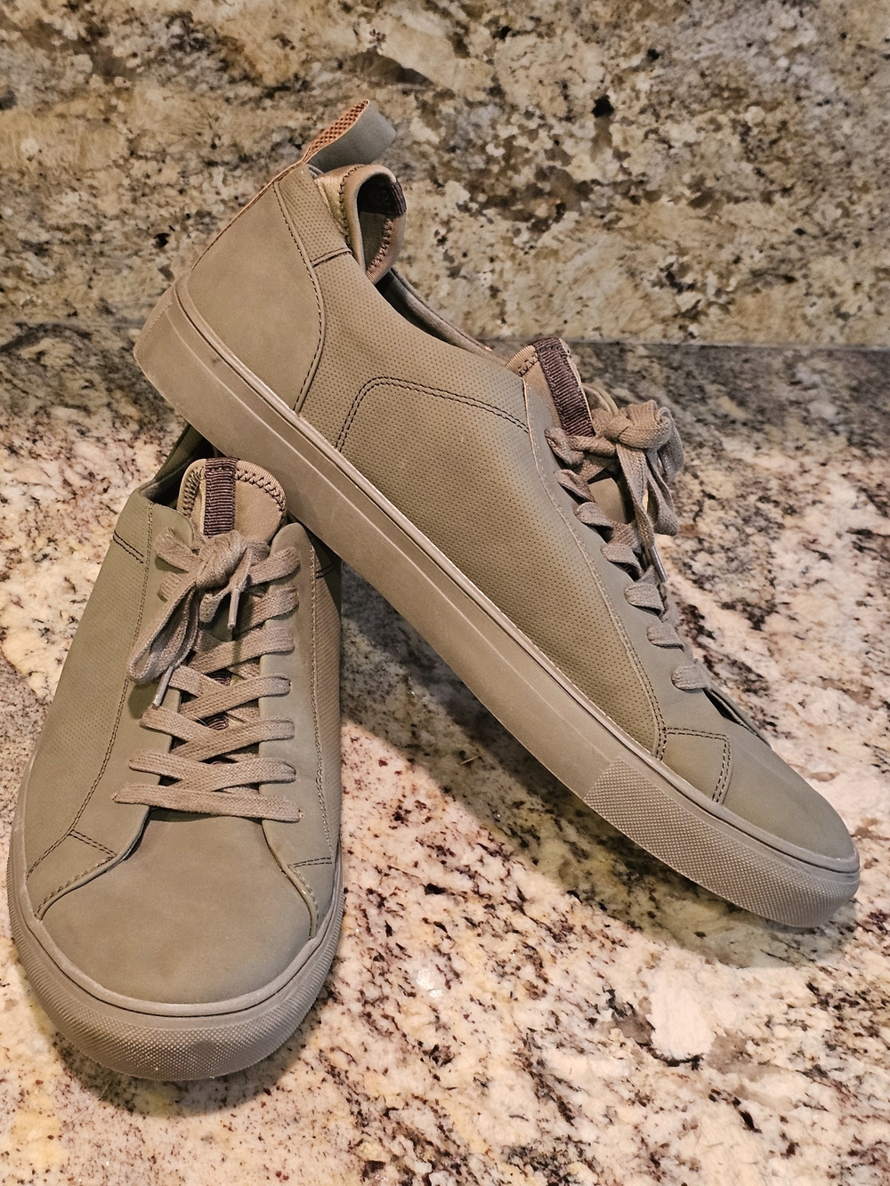 Goodfellow & Co Olive Green Low-Top Sneakers
